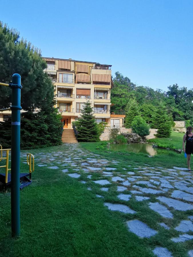 Luxury Apartment Amalfi 300 M From The Beach Varna Luaran gambar